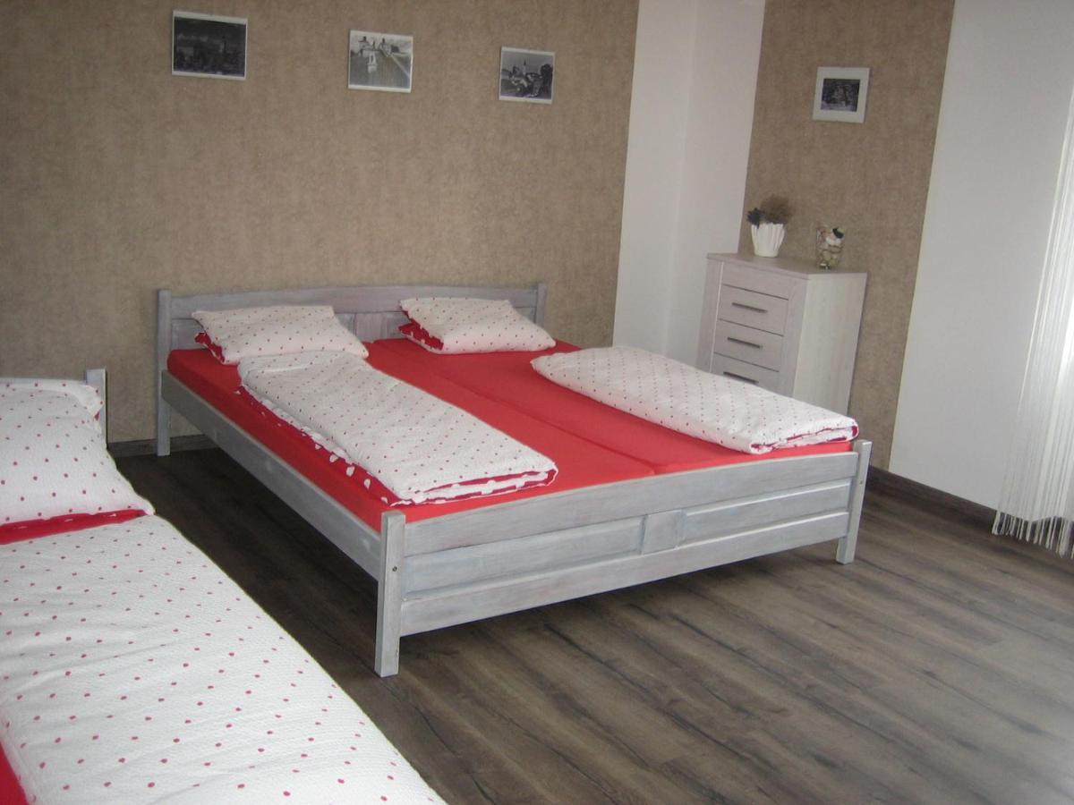 Apartmany Polepy Экстерьер фото