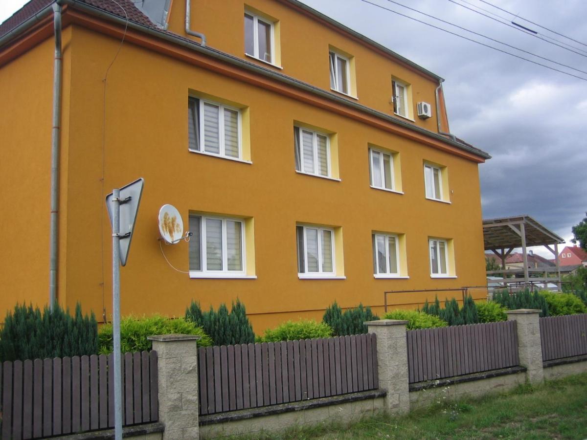 Apartmany Polepy Экстерьер фото